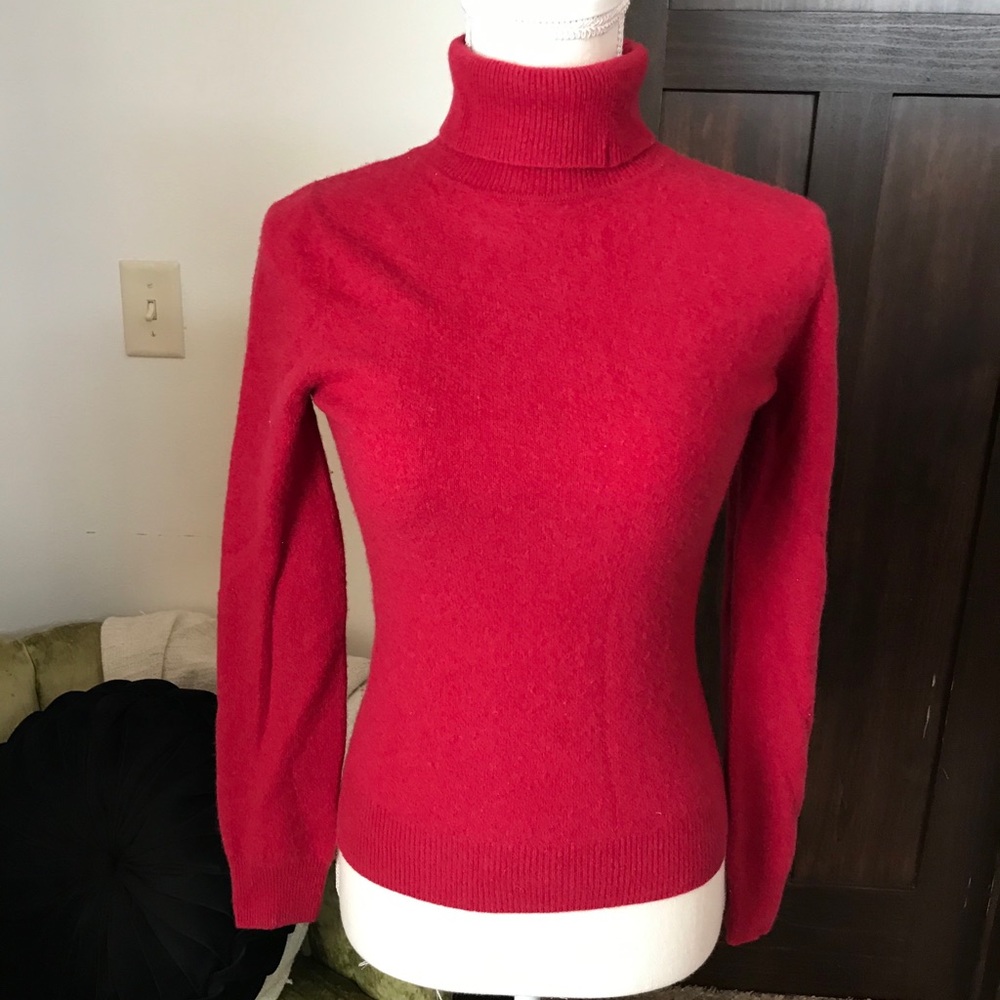 Women’s Red Cashmere Sweater - sz small - Apt. 9